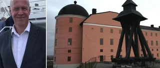 Kräver återbetalning av tio års hyra