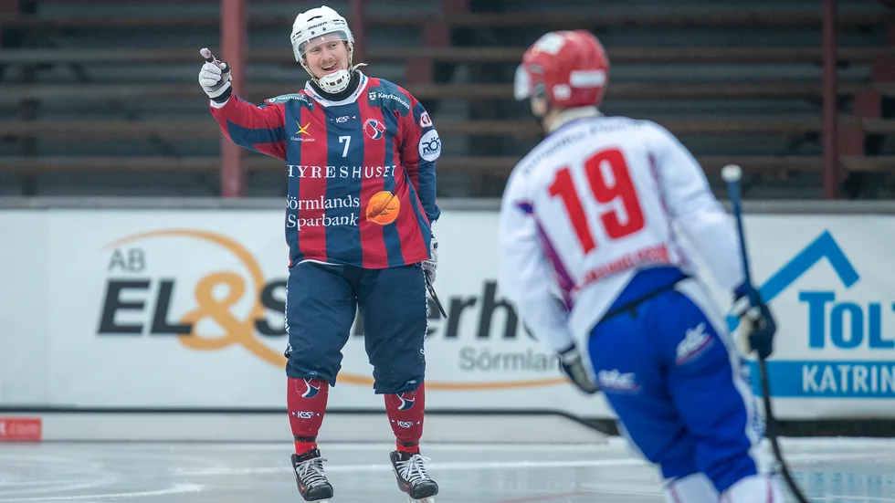 Med sina tre mål mot Lidköping drygade Niklas Eriksson ut sin överlägsna ledning i allsvenska skytte- och poängligan.