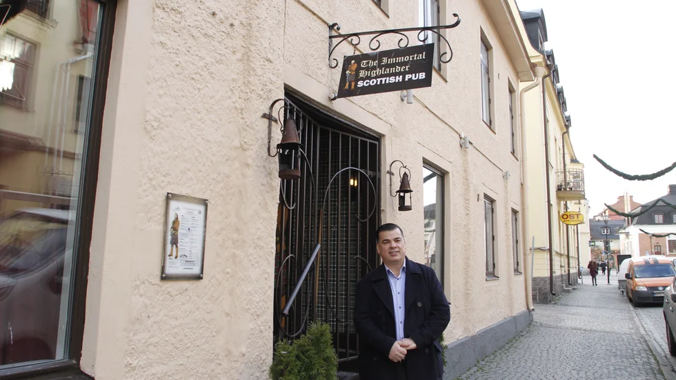 Ibrahim Kartal har stängt puben på Hopsitalsgatan, till att börja med i tre veckor. Coronaviruset skrämde bort både kunder och personal.