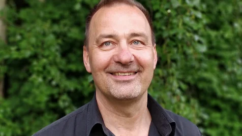 "Även om inget fel upptäcks på röntgen så är det inte okej att ha ont", säger Torsten Olbers, professor vid Linköpings universitet.