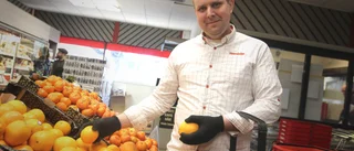 De kör ut matkassar till riskgrupperna