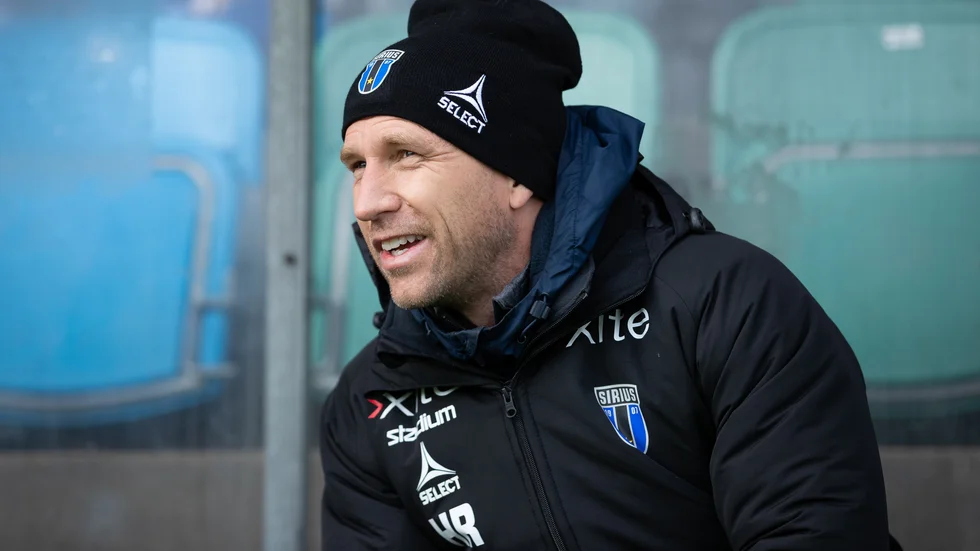 Henrik Rydström klagar inte. Men längtar efter till att han och Sirius kan få visa upp sina färdigheter i matchspel.