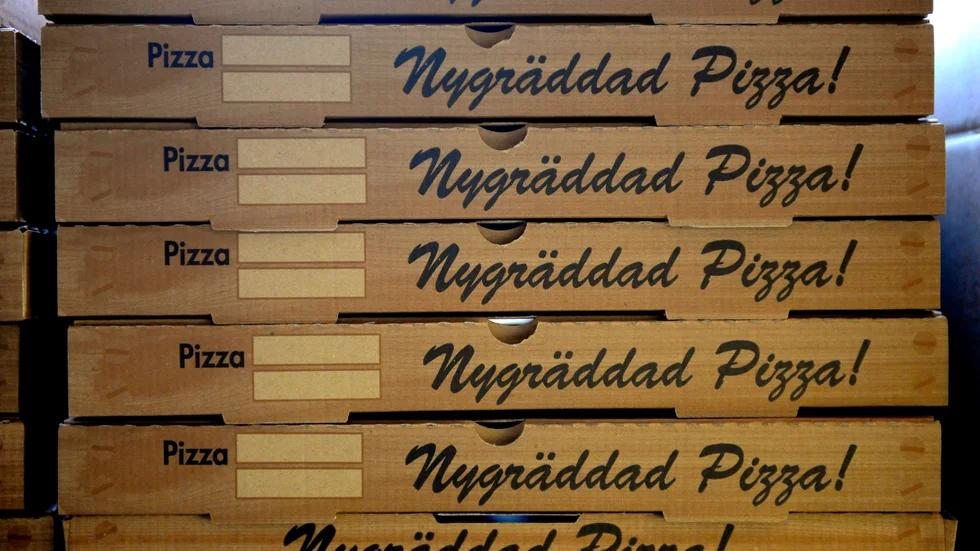Pizzor har bland annat skänkts tiill vårdpersonal på Vrinnevisjukhuset.
