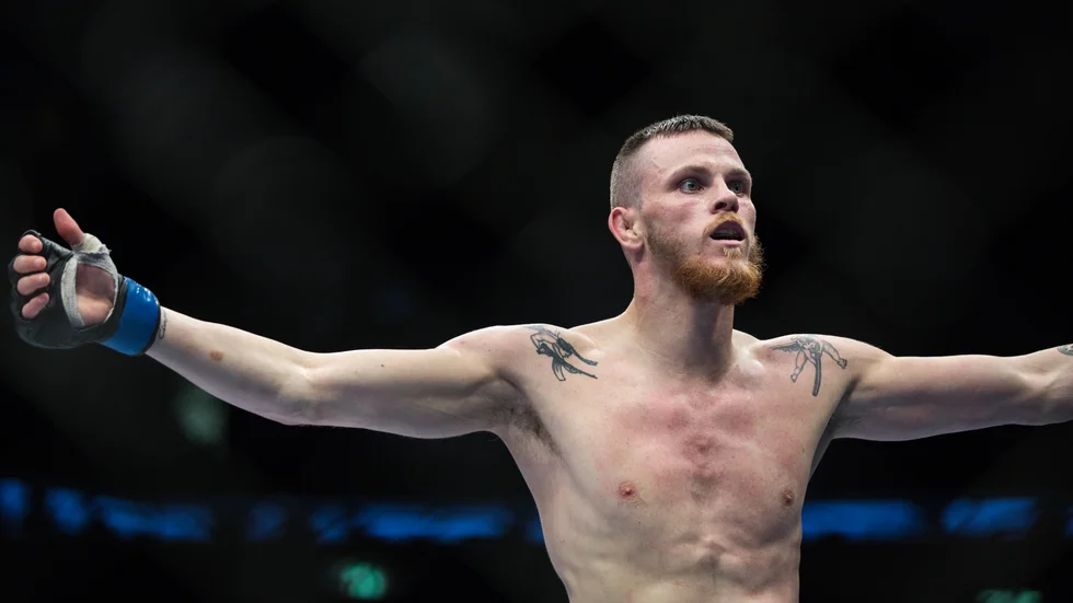 Niklas Bäckström satte både Luleå och Norrbotten när han slog igenom på den största internationella scenen med dunder och brak under sin UFC-debut. Han förverkligade även en livslång dröm.