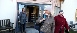 Fortsätter träffas trots besöksförbud