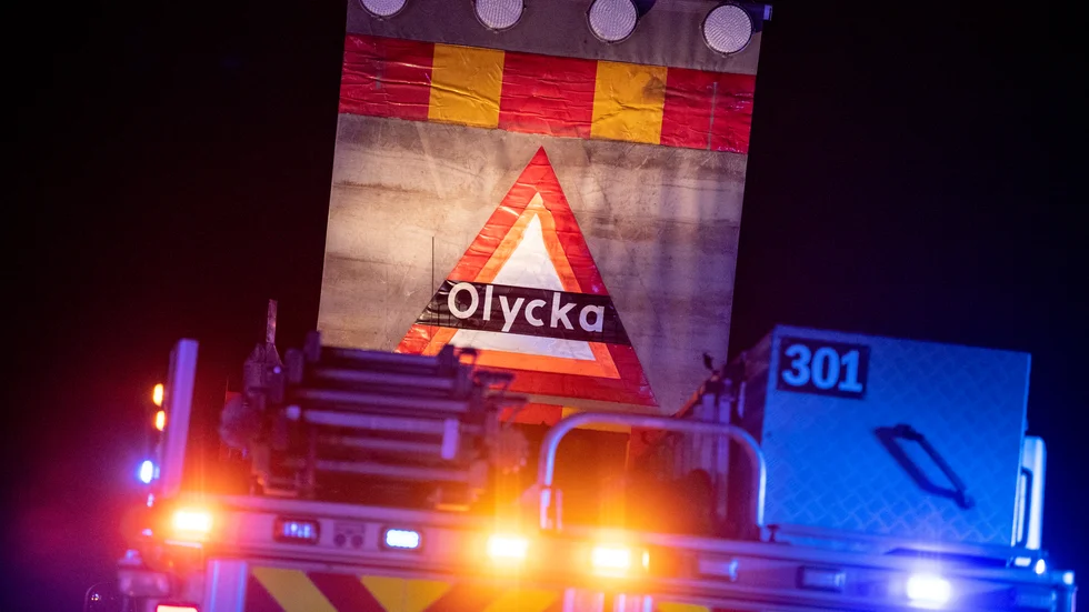 En bilist kolliderade vid 21-tiden på måndagen med en älg på E20 i höjd med Brunnsta i Eskilstuna.