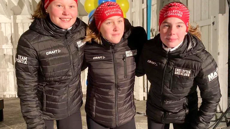 Ella Burman, Wilma Lundqvist och Evelina Crüsell bärgade ett USM-brons i lagtävlingen.