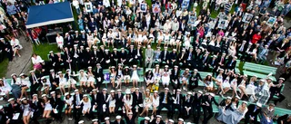 Skolavslutningen är körd – men inte för studenterna