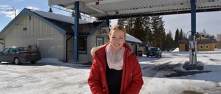 Trotsar krisen och öppnar eget