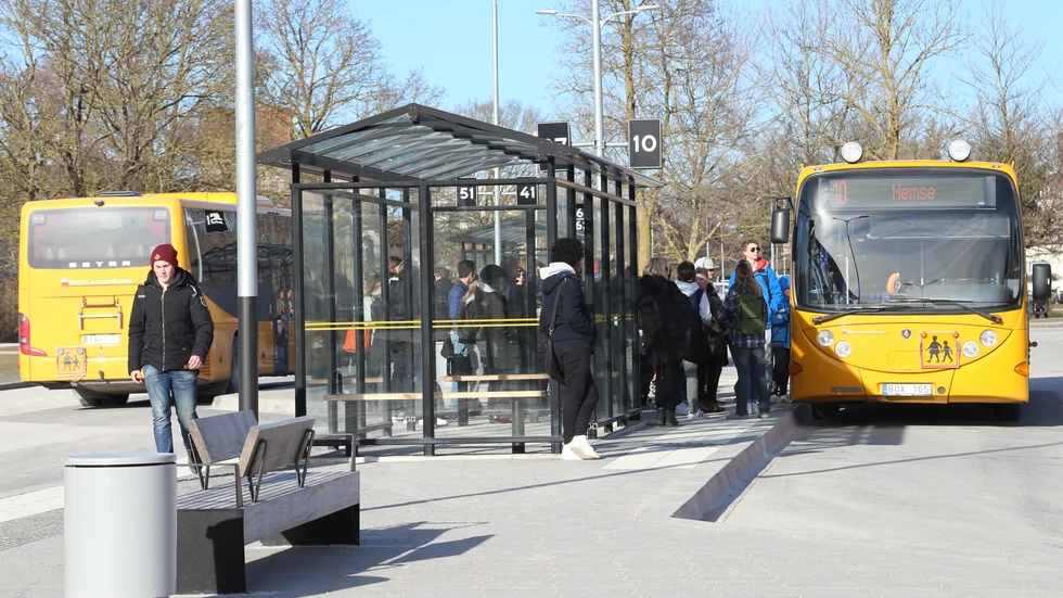Bussarna från och till landsbygden behöver fler hållplatser i Visby.