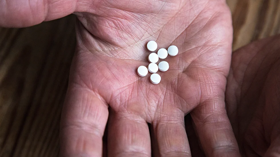 Allt fler män på Gotland äter medicin mot hypotyreos, underfunktion i sköldkörteln. Vanliga symtom på sjukdomen är bland annat trötthet, nedstämdhet och värk. Det kan också leda till problem med potensen.