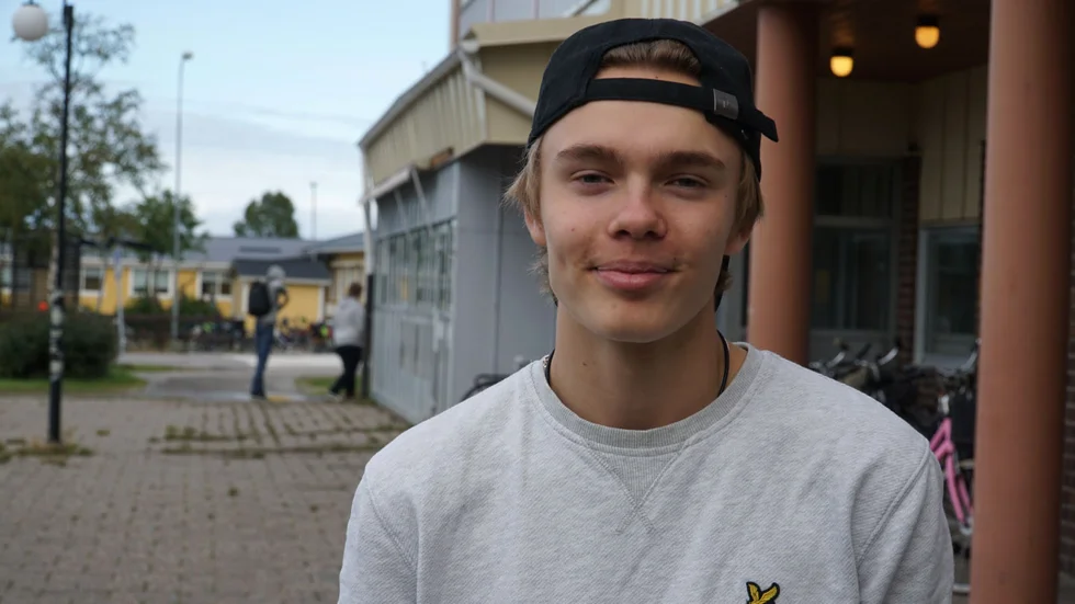 Lucas Hallin från Arjeplog tycker att beslutet om att sluta med skolfoto är förfärligt.