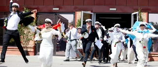 Ingen bal och traditionellt studentfirande slopas