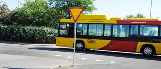 M-förslaget: Byt lönen mot busskort