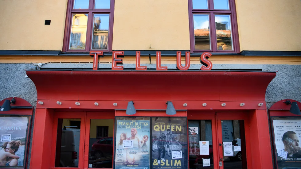 "För oss har det varit viktigt att visa hur skör situationen är för de här biograferna", säger Olle Agebro. Biografen Tellus i Midsommarkransen är en av de drygt 80 oberoende kvalitetsfilmbiografer som ingår i Draken Films räddningsinsats. Arkivbild.