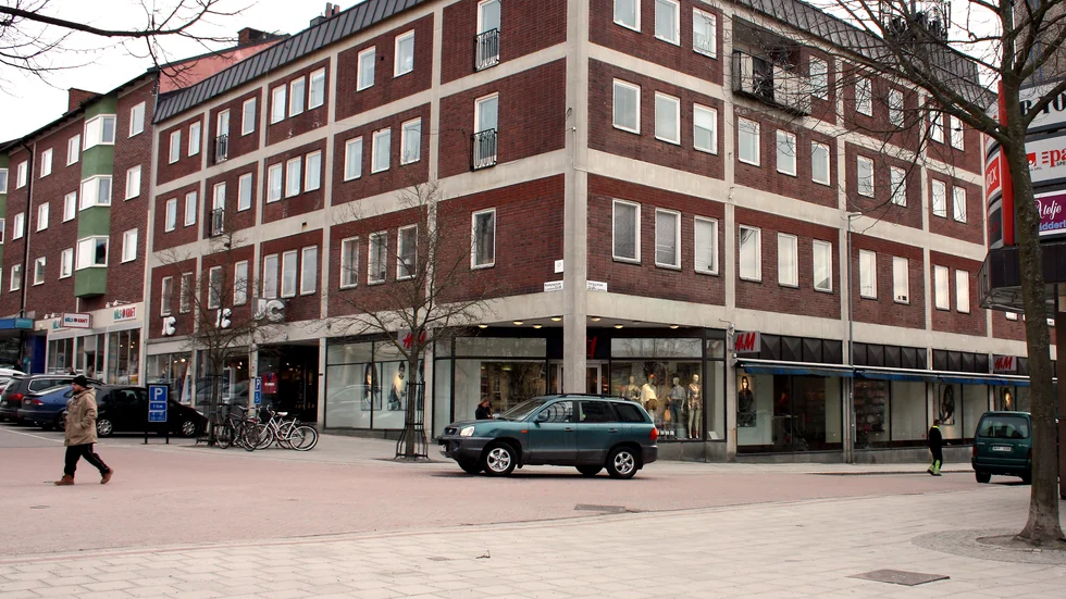 En mer grönskande gatubild skulle lyfta helhetsintrycket, skriver Myran. 