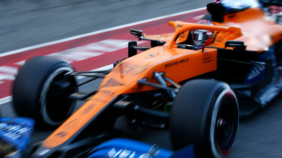 Brittiska motorjätten McLaren Group tvingas göra sig av med 1|200 tjänster.