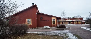 Inbrott på skola – fönster till datasal uppbrutet