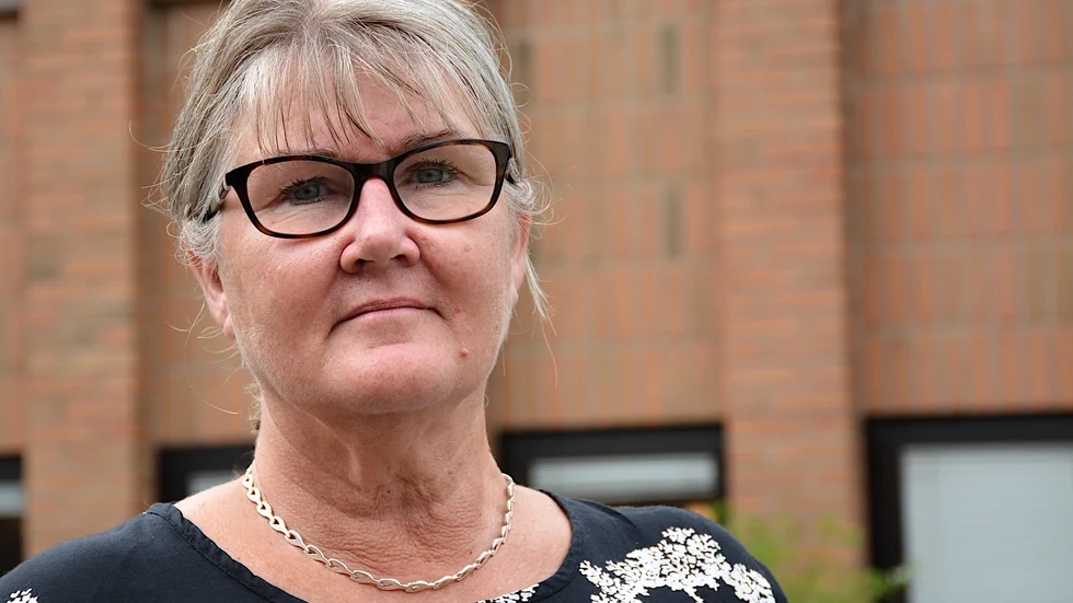 "Jag läser summan och den är relativt hög, dock är det mest statliga pengar som har kommit extra. Det egna inlägget är inte lika stort." säger Helen Nilsson (S) om den borgerliga majoritetens budget. 