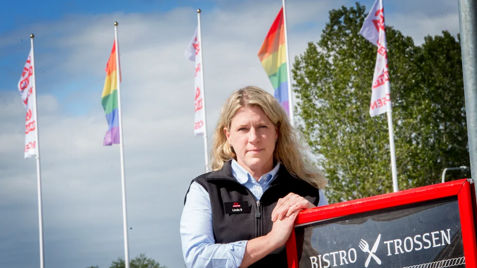 Linda Steiner driver Ica Trossen tillsammans med sin syster Jenni. Butiken har flera gånger blivit utsatt för aktioner från nazister men har fått massivt stöd av lokalsamhället.