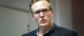 Kristoffer Lundström är frustrerad: "Det är tråkigt med alla negativa besked"