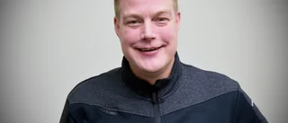 Se när chefen tog snöskotern till allsvenska fajten