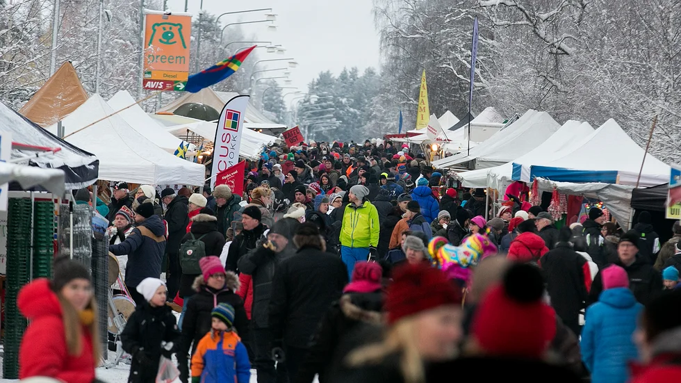 Efter folktomma gator i Jokkmokk under den digitala marknaden 2021 ska det bli folkfest igen 2022.