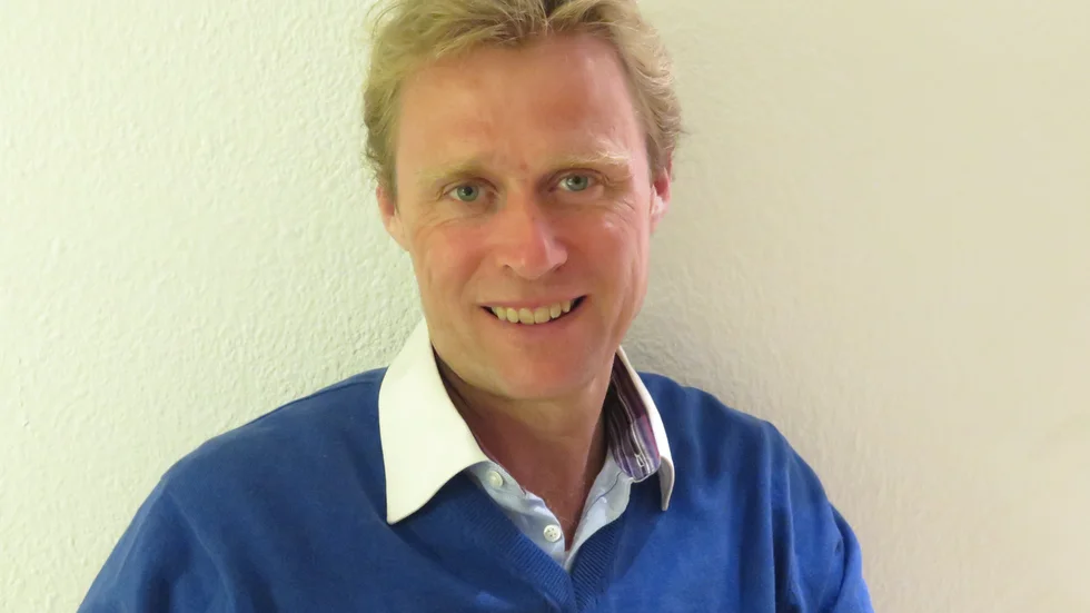 Folkomröstningar om skolan leder sällan till att politikerna ändrar sig angående skolnedläggningar och omstrukteringar, visar statsvetaren Johan Wänströms studier. "Medborgarna luras att engagera sig", säger han. 