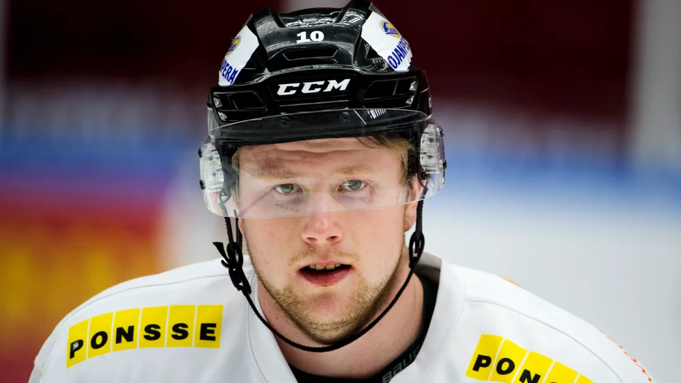 Oskar Nilsson är veckans gäst i vår podcast Ett stenkast från Delfinen.