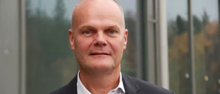 Avgående S-politikern får lön och bidrag: "Stötande"