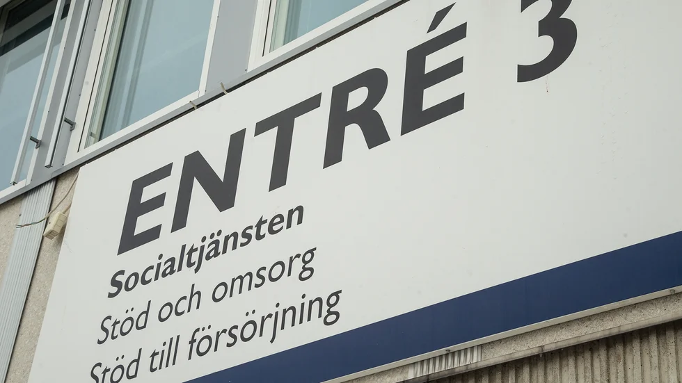 Förvaltningsrätten ger Piteå kommun rätt när ett minderårigt barns efterlevandepension från sin avlidna mamma räknades med i pappans ansökan om försörjningsstöd. (Arkivbild)