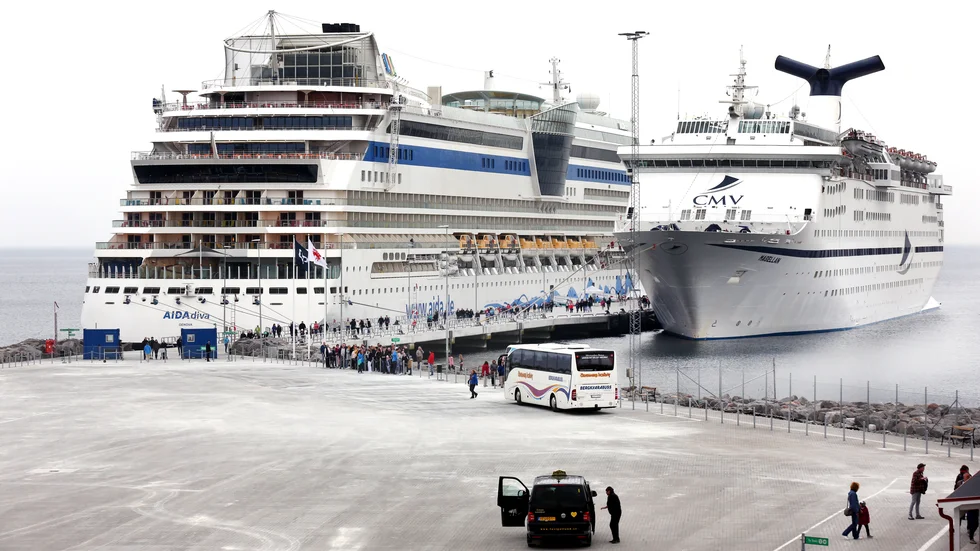 Om kryssningstrafiken kommer igång i sommar blir det med begränsat antal passagerare och i samråd med regionens smittskyddsläkare.