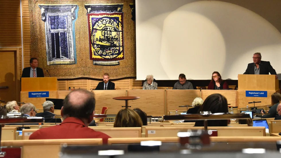 Regionfullmäktige i februari ställs in.