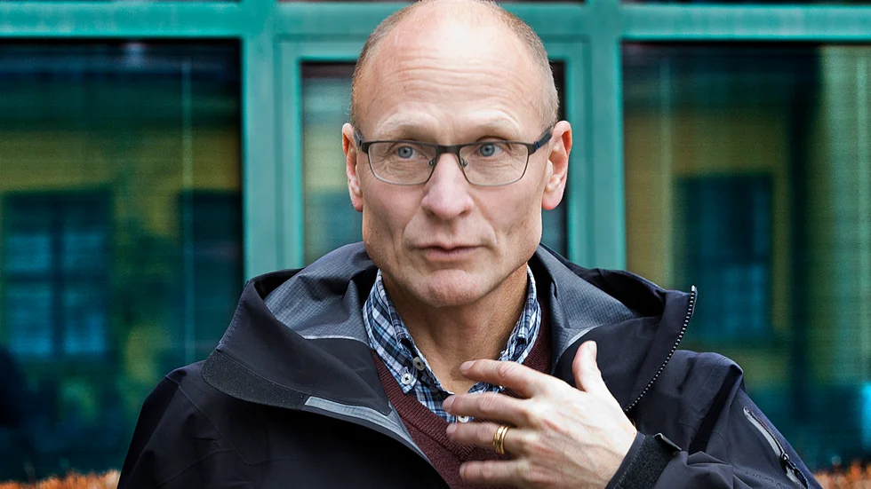 Hjärtläkaren Stefan James på Kardiologikliniken på Akademiska sjukhuset uppmanar patienter att söka vård.