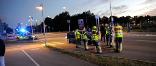 Två bilar i krock på Skarphagsleden