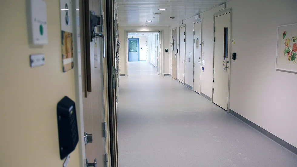 En person på Rättspsykiatriska regionkliniken i Vadstena har avvikit i samband med en obevakad permission. Bilden är tagen vid ett tidigare tillfälle.