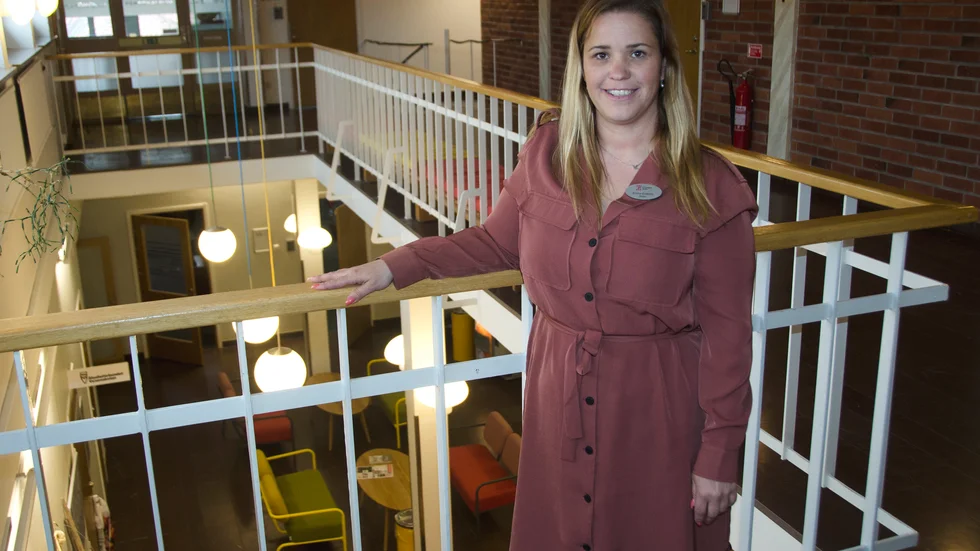 "Vi livesänder alla lektioner sedan två veckor tillbaka" säger Emma Enström.