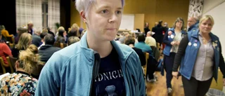 Vårdanställda uttrycker sitt missnöje med vykort