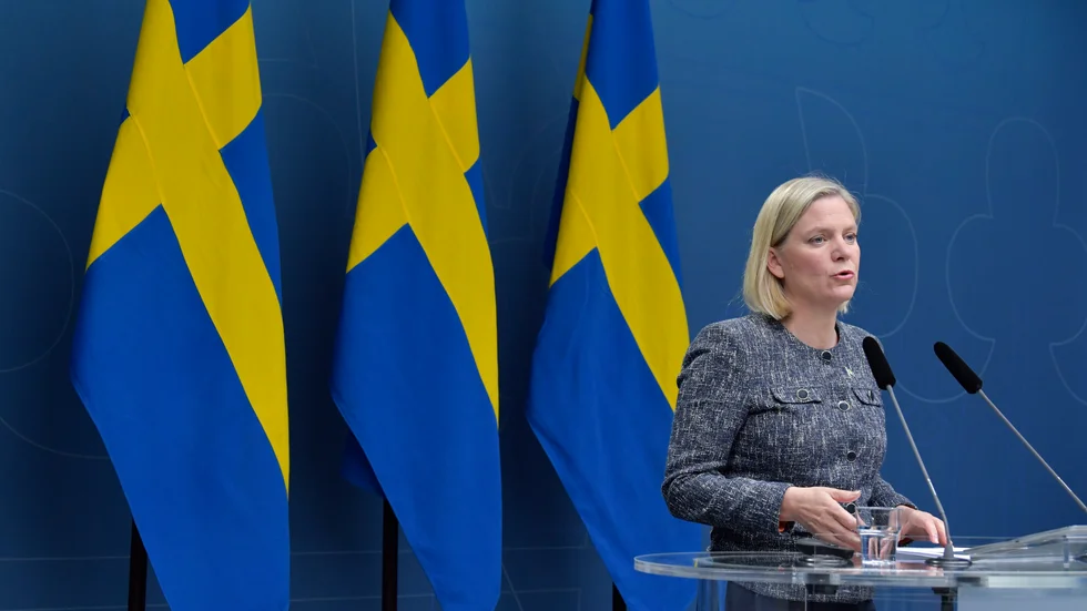 Nu är det läge att rädda svenska företag.