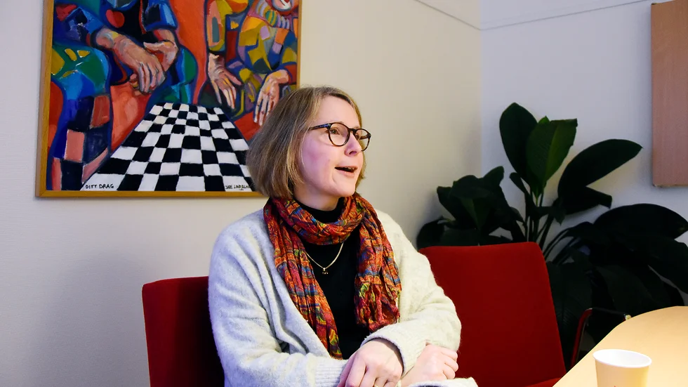 Att Migrationsverket inte vill betala är inget nytt fenomen. "Alla kommuner har egentligen samma problem, så jag skulle säga att det är mer en följd av det stora antalet ensamkommande barn som kom samtidigt som kom 2015", säger Béatrice Öman (S), ordförande. 