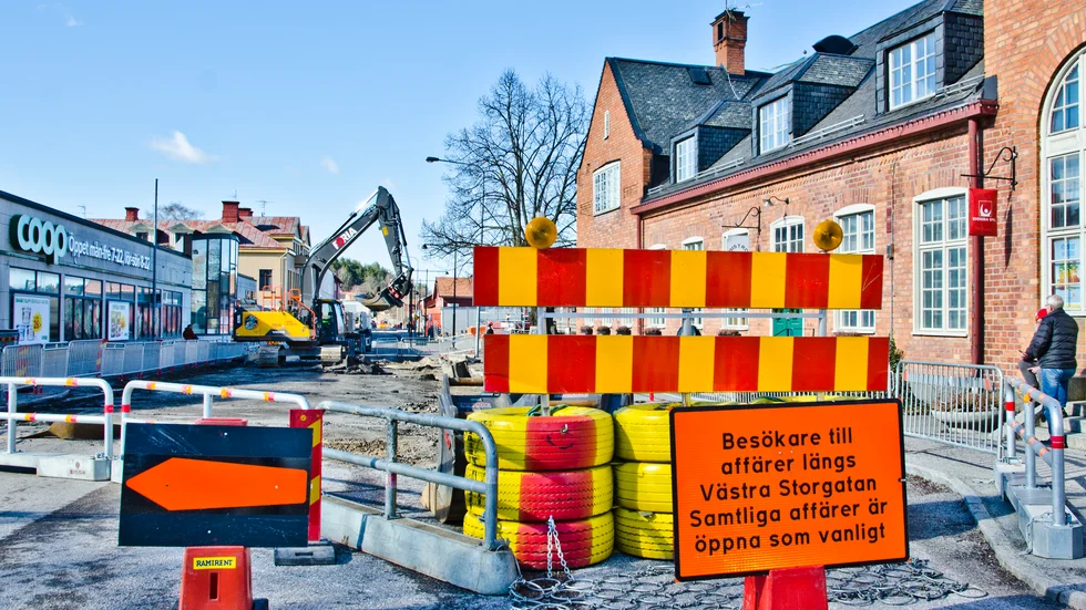 Upprustningen av Västra storgatan blev färdig tidigare i åt, men projektet kostade nästan dubbelt så mycket som beräknat.