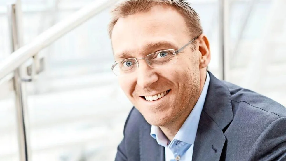 "Tredje kvartalet har, precis som första halvåret, varit utmanande och tydligt påverkat av covid-19 med hög ovisshet och volatilitet", säger Mikael Nolborg.