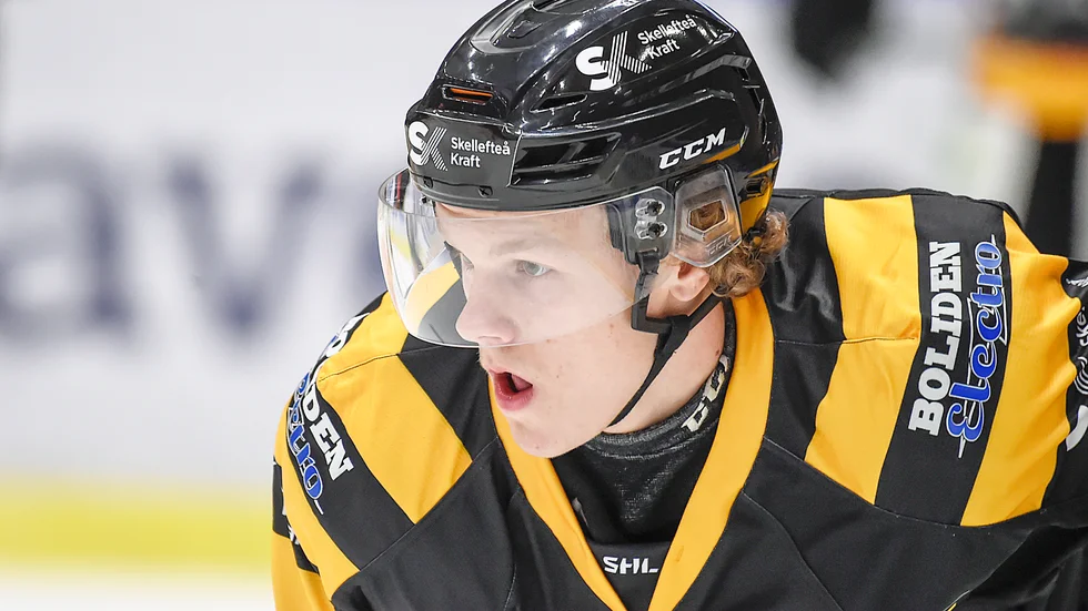 Linus Hedman avgjorde när Skellefteå AIK J20 vann efter förlängning.