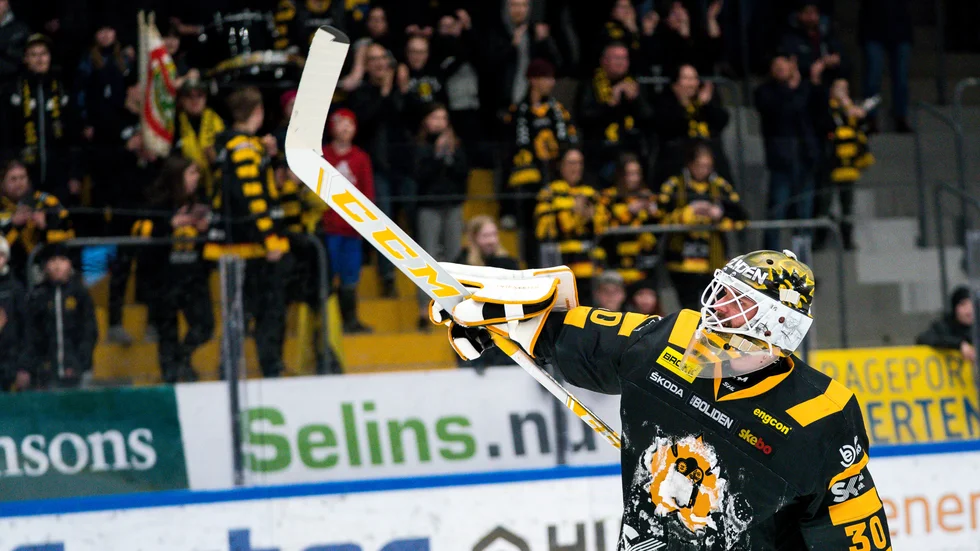 Ingen sjätte nolla men väl 32 räddningar för Gustaf Lindvall, som var den största anledningen att Skellefteå AIK inkasserade åttonde raka segern efter 2–1 hemma mot HV71. 