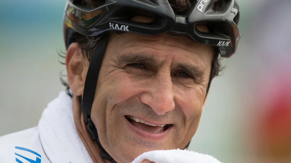 Paralympicsmästaren och förre F1-föraren Alex Zanardi vårdas på sjukhus efter en allvarlig krasch. Arkivbild.
