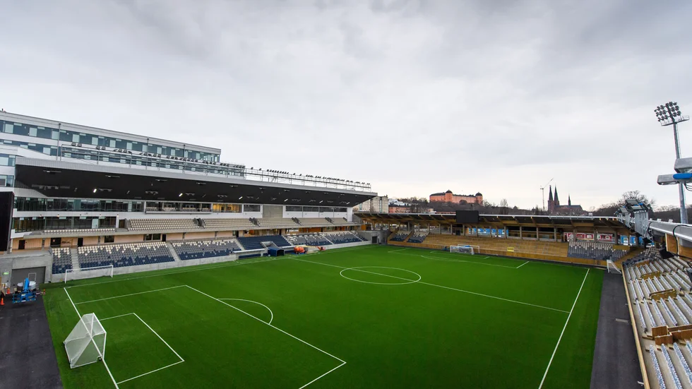 De allsvenska arenorna, som Studenternas IP i Uppsala, står öde och stilla i väntans tider.