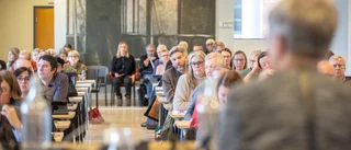 Olika syn på att anpassa budget till verkligheten