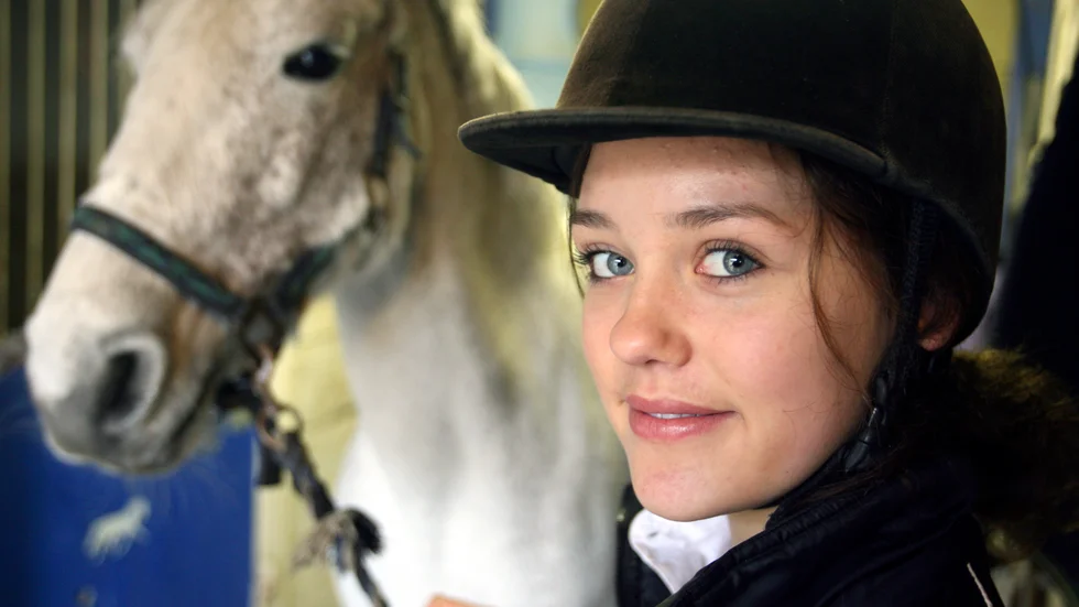 Amanda Löwenberg hade fina framgångar i fältritt där hon bland annat vann ett junior-EM-silver i lag.