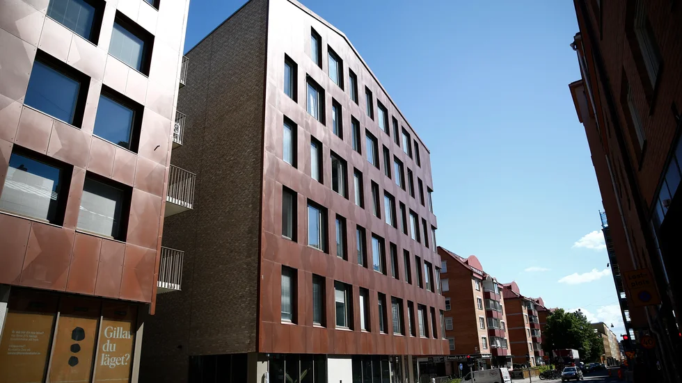 Kopparhusen är ett exempel på ny arkitektur i Norrköping som fått både ris och ros.