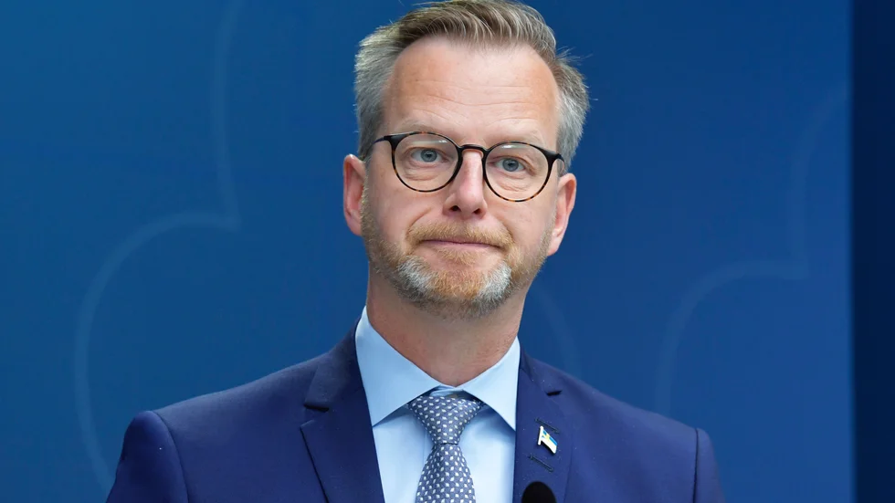 Inrikesminister Mikael Damberg (S) presenterade åtgärder mot utländska direktinvesteringar inom skyddsvärda områden.